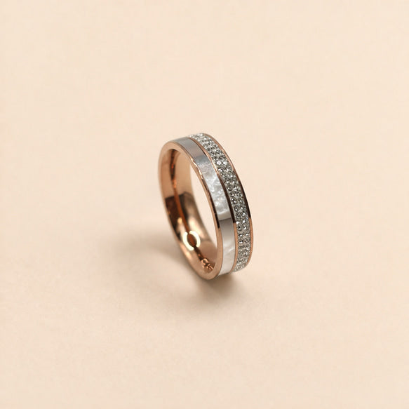 リング|シェル|サージカルステンレス│金属アレルギー対応│変色しにくい│気品ある Lumiere Shell Ring