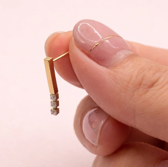 安心して頼れるスマートピアス!│金属アレルギー対応│サージカルステンレス│つけっぱなし