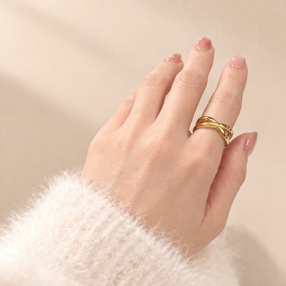 リング|クロスデザイン|サージカルステンレス│金属アレルギー対応│つけっぱなしOK │ Intercross Ring