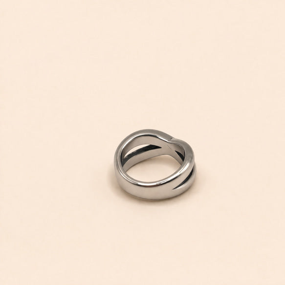 リング|クロスデザイン|サージカルステンレス│金属アレルギー対応│つけっぱなしOK │ Intercross Ring