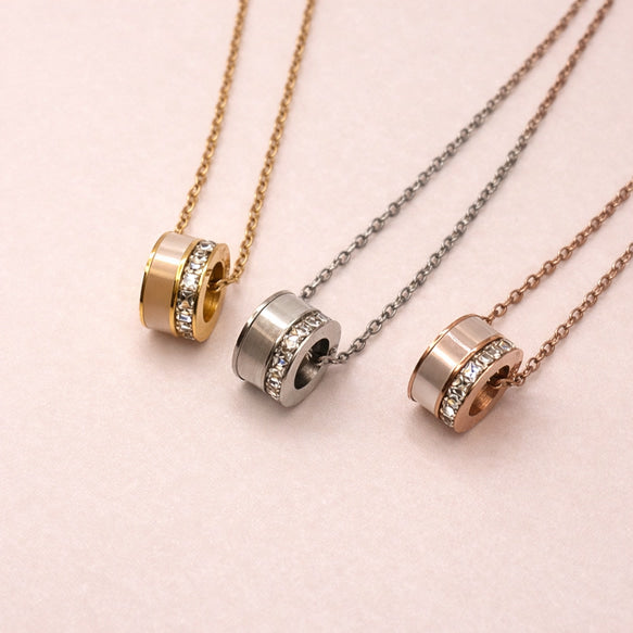 優しさに惹かれるルミエール・シェルネックレス│金属アレルギー対応│サージカルステンレス│つけっぱなし